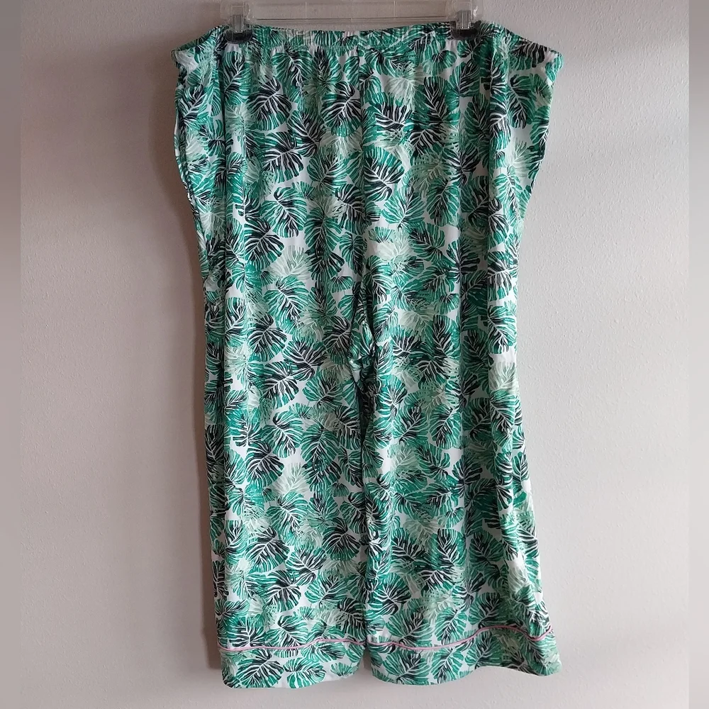 Room Service Green & White Tropical Leaf Print Cropped Pajama Set NWOT - Picture 7 of 7